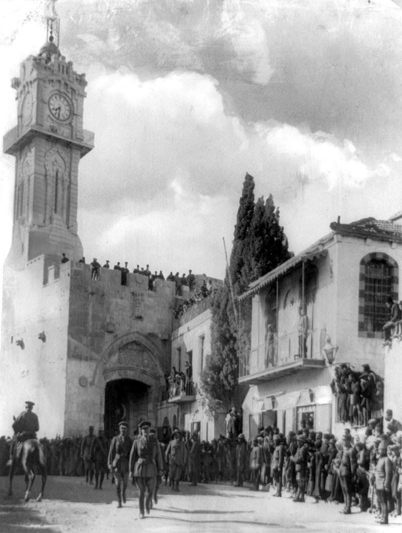 800px-Allenby_enters_Jerusalem_1917